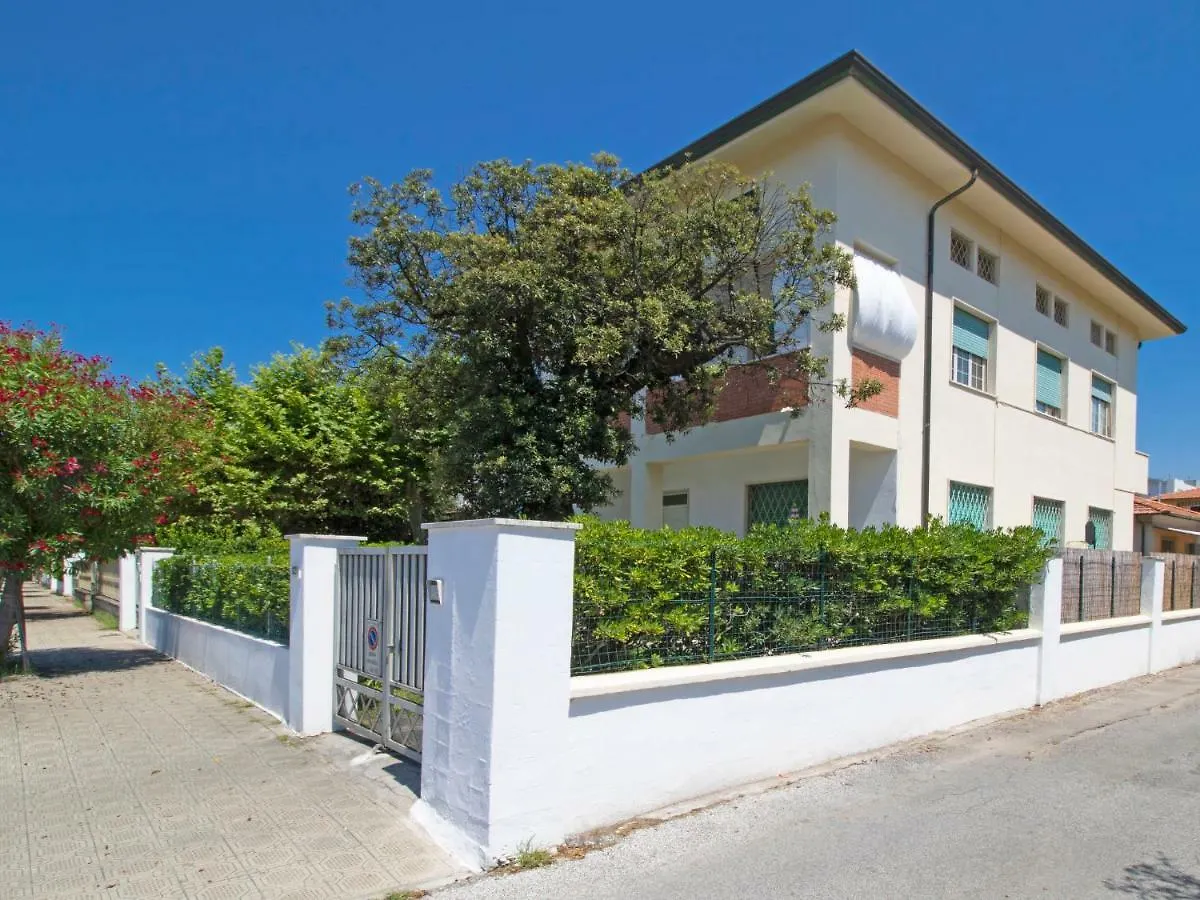 Apartment Sandra By Interhome Le Focette