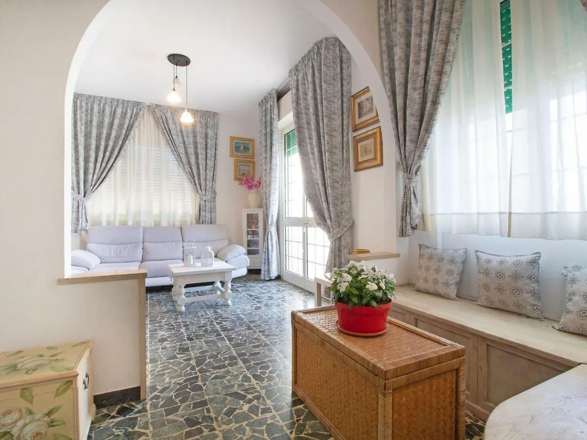 Apartment Sandra By Interhome Le Focette